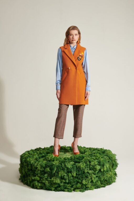 Le Sarte Del Sole – Classic Sleeveless Vest Coat