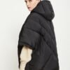 Ottod’Ame – Puffer Poncho