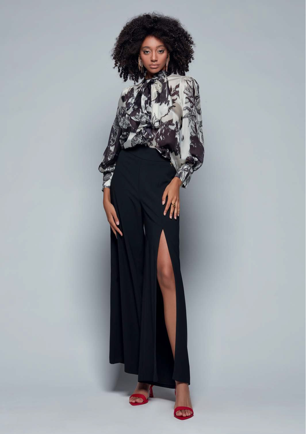 Exclusive Mono Floral Shirt Blouse Exclusive Mono Floral Shirt Blouse