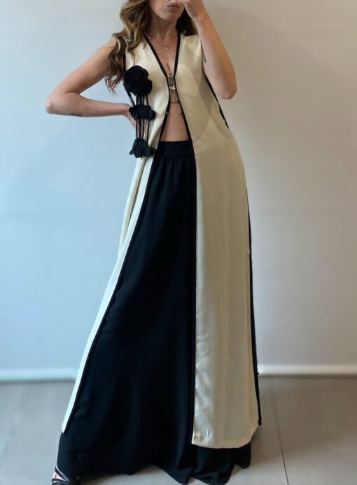 Ivory Long Vest With Flower Brooch Pin