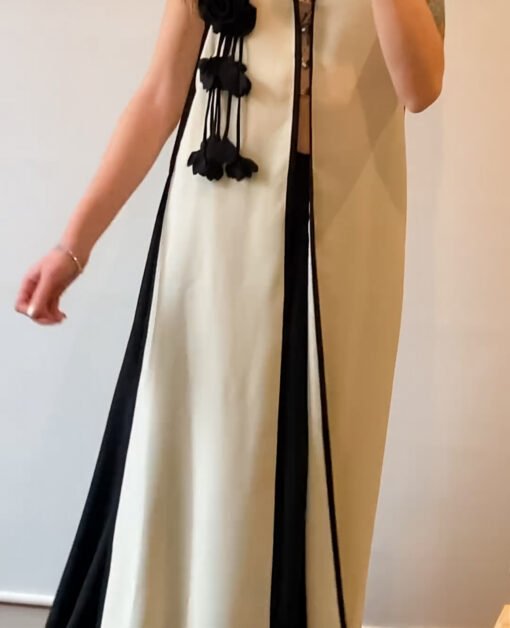 Ivory Long Vest With Flower Brooch Pin