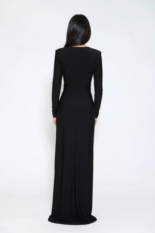 Abina – Long dress with deep neckline in jersey