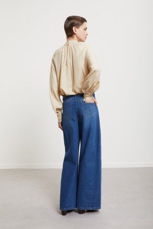 Relax Cut jeans in denim with embroidery and appliqués