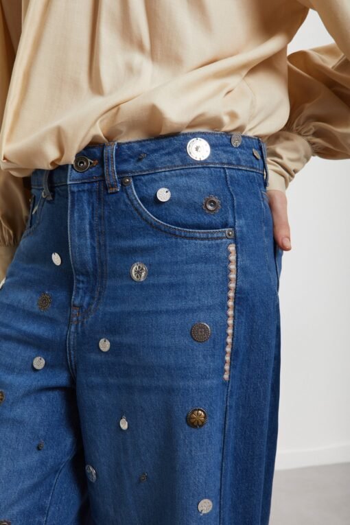 Relax Cut jeans in denim with embroidery and appliqués